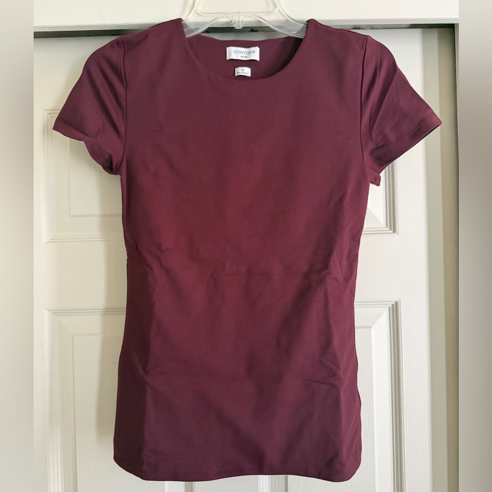 Aritzia Contour Crew T-shirt Burgundy